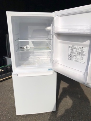 北九州市内配送無料　保証付き　2020年　106L 2ドア冷蔵庫 Nグラシア WH