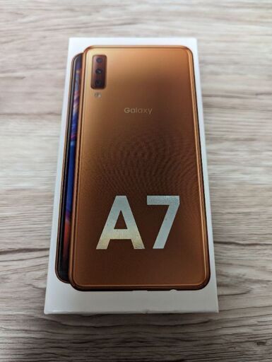 【美品】Samsung Galaxy A7 ゴールド 本体 SIMフリー SAMSUNG GALAXY A7 ゴールド SIMフリー