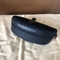 EMPORIO ARMANI　サングラスケース