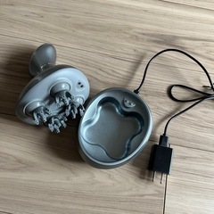 ヘッドマッサージ機