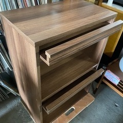 フラップチェスト　本棚の画像