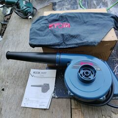 RYOBI　100v ブロワ　コード付き