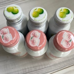 つぶらなカボス、つぶらなモモ