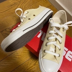 コンバース新品　✨今日明日お引き取り出来る方！の画像