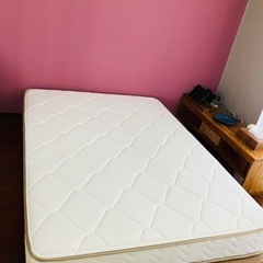 美品　
早い者勝ち　ポケットコイル　 ダブルベッドの画像