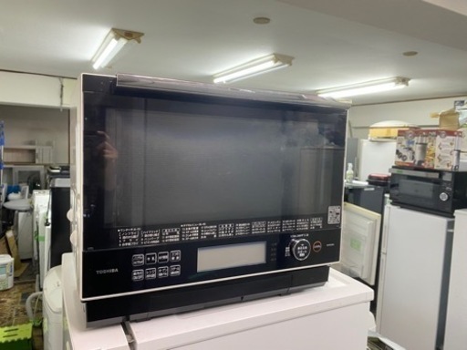 配送可能　保証付き 過熱水蒸気オーブンレンジ 石窯ドーム グランホワイト ER-RD3000-W [30L /背面壁ピッタリ設置可能]