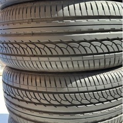 車のパーツ タイヤ、ホイール
