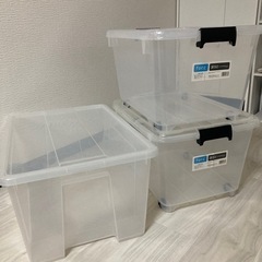 押入れ収納三つセット（全てお引き取り頂ける方）