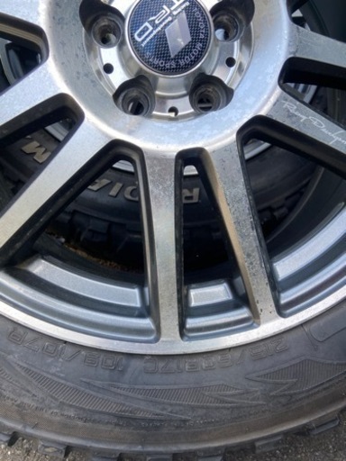 215/60R17  pcd100 5穴　リフトアップ車に