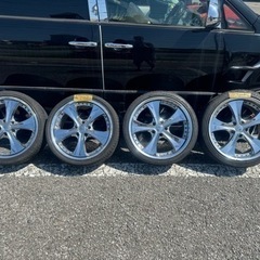 車のパーツ タイヤ、ホイール