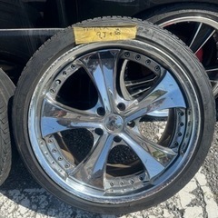 車のパーツ タイヤ、ホイールの画像