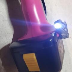 充電式ドリルの画像