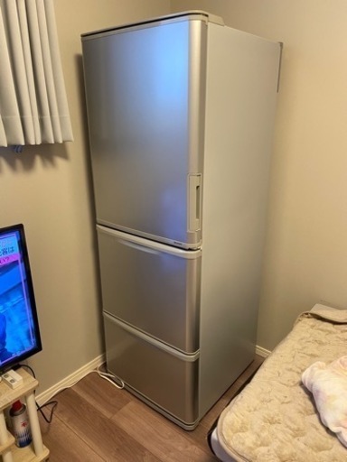 家具　冷蔵庫