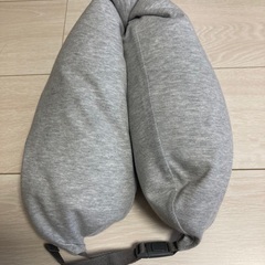 無印良品　フィットするネッククッションの画像