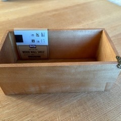 【新品】セリア　インテリア木製ウォールシェルフ