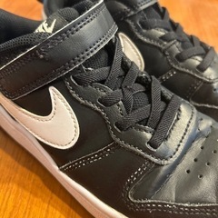 NIKE 運動靴の画像
