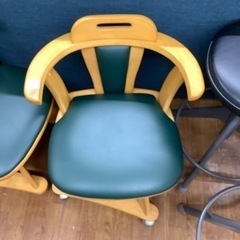 回転式チェア　ベルーナーグリーン