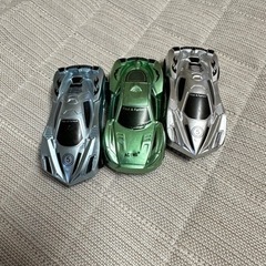 車のおもちゃ