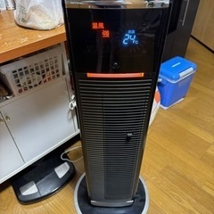 家電 季節、空調家電 遠赤外線ヒーターの画像