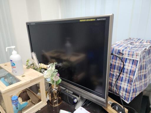 【値下げ】家電 テレビ 液晶テレビ安価でお譲りします。【2000円】