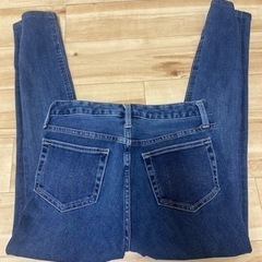 GU✨SNS人気✨定番スキニーデニム✨の画像