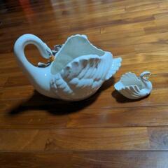 ハクチョウの画像