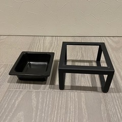【お譲り先決まりました】【山崎実業 Tower 】ペットフードボウルスタンド2個セット タワー  トールの画像