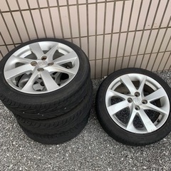 車のパーツ タイヤ、ホイール