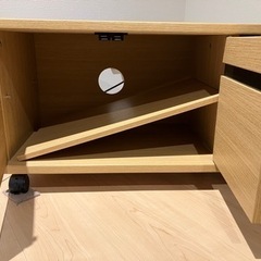 テレビ台の画像