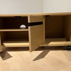 テレビ台の画像