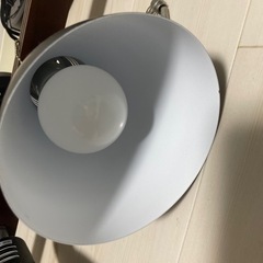 照明　　電球付きの画像