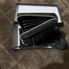 クロコダエルの財布の画像