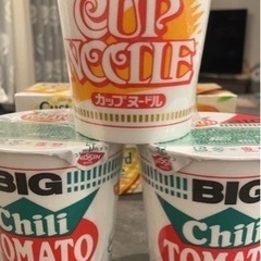 カップラーメン　3個