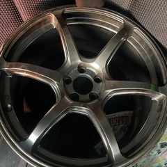 車のパーツ タイヤ、ホイールの画像