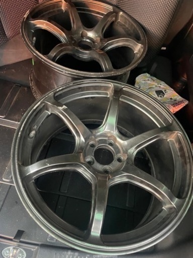 車のパーツ タイヤ、ホイール