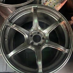 車のパーツ タイヤ、ホイールの画像