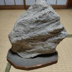 【２３ｋｇ！希少！】南極の石（大）１点限り　手作りの台座付きの画像