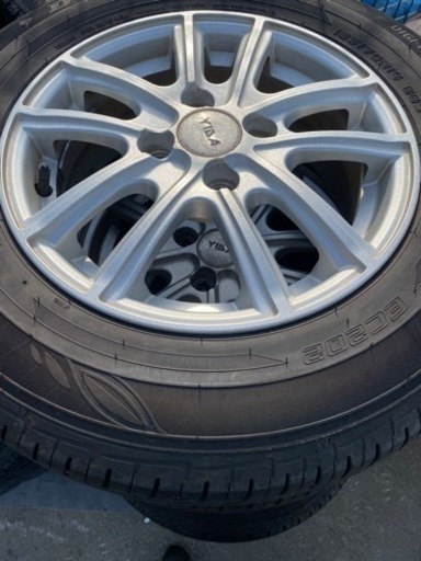 ダンロップ製タイヤ　アルミ 4本セット 185/70R14  2022年製タイヤ　ホイール