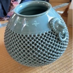 韓国製　壺　青磁　　　　の画像