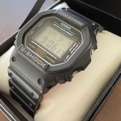 G-SHOCK Gショック dw-5600 腕時計の画像