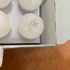 LED電球6個の画像