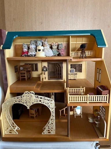 シルバニアみどりの丘のすてきなお家　中古品