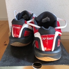 ヨネックスバドミントンシューズの画像