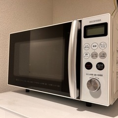 【取引中】アイリスオーヤマ　オーブンレンジ　MO-T1501-W