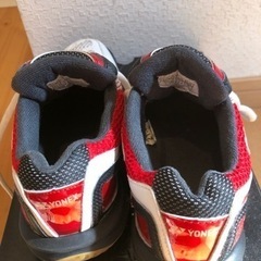 ヨネックスバドミントンシューズの画像