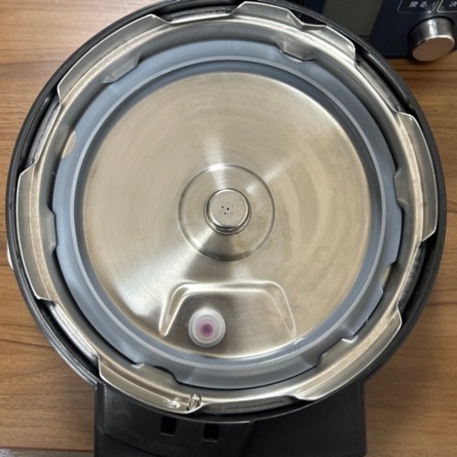 アイリスオーヤマ  圧力鍋 2.2L PMPC-MA2-B