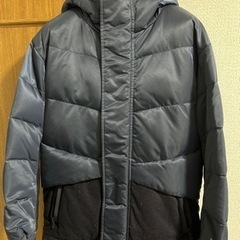 ユニクロ プラスJ ハイブリッドダウン
の画像