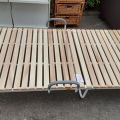 リサイクルショップどりーむ天保山店　No12931　折りたたみベッド　もく　きれいの画像