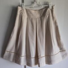 【新品】ベージュのフレアースカート