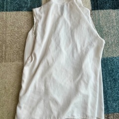 レディース夏服 白の画像